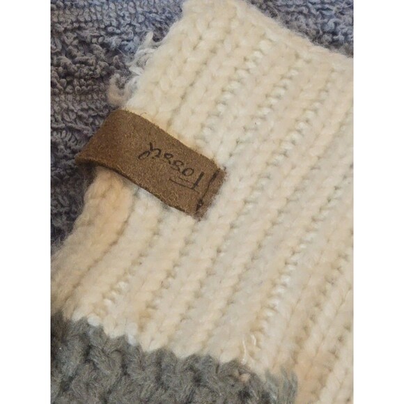 Fossil Scarf Wrap Crocheted 3.5 Inches Wide 7 Feet Long - Picture 6 of 6